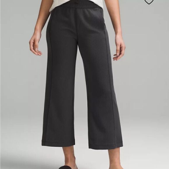 Lululemon Ribbed Softstreme Mid-Rise Wide-Leg Crop Pant 25" SOLD OUT Sz 14 Navy - Picture 2 of 16